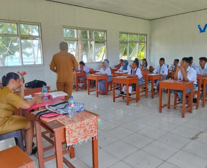 MASA PENGENALAN LINGKUNGAN SEKOLAH (MPLS)